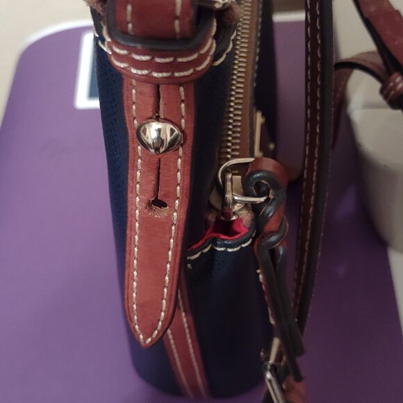 Dooney and Bourke Shoulder Bag - Picture 6 of 9